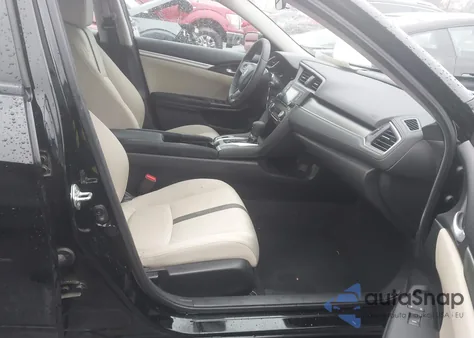 2018 Honda Civic Lx z USA, uszkodzony, nr VIN 2HGFC2F52JH515788